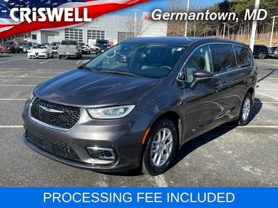 2023 Chrysler Pacifica Touring L