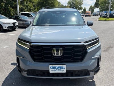 2023 Honda Pilot Touring AWD