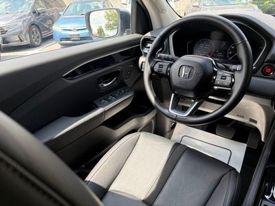 2023 Honda Pilot Touring AWD