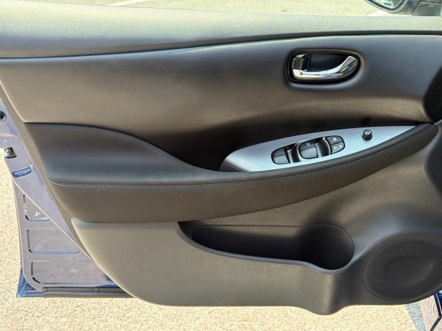 2025 Nissan Leaf S