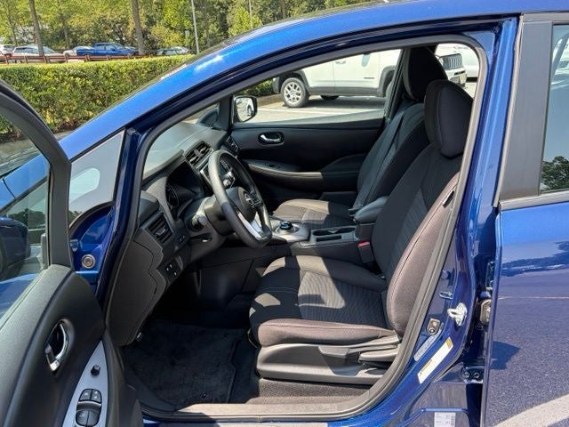 2025 Nissan Leaf S