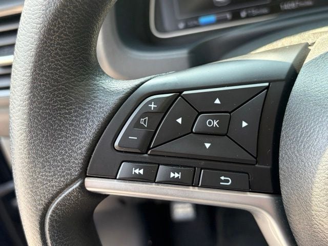 2025 Nissan Leaf S
