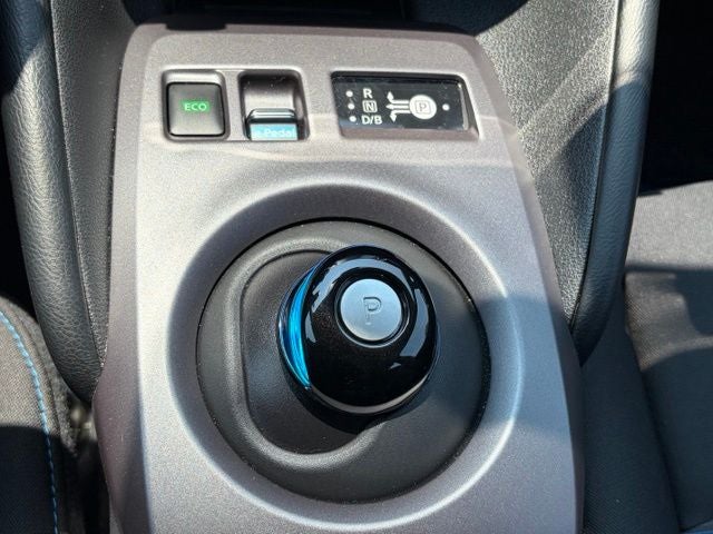 2025 Nissan Leaf S