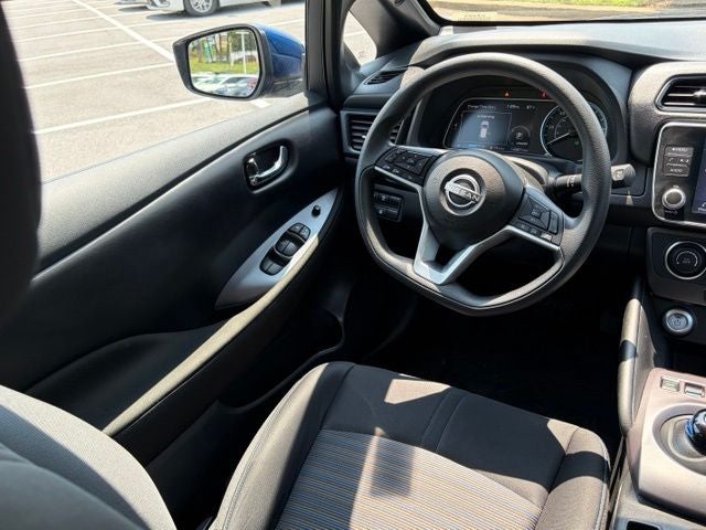 2025 Nissan Leaf S