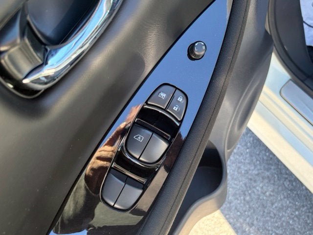 2025 Nissan Leaf SV Plus