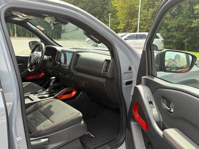 2024 Nissan Frontier PRO-4X 4x4