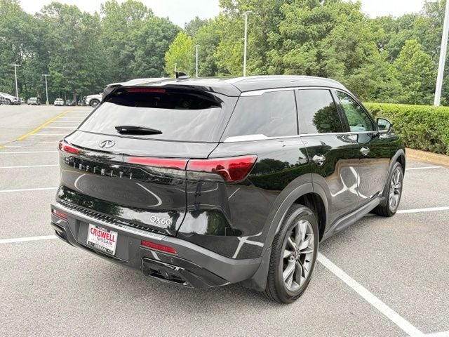 2023 INFINITI QX60 LUXE AWD