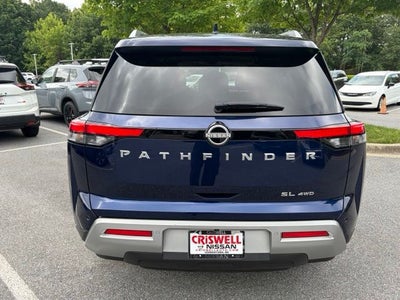 2025 Nissan Pathfinder SL