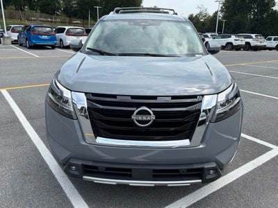 2022 Nissan Pathfinder Platinum