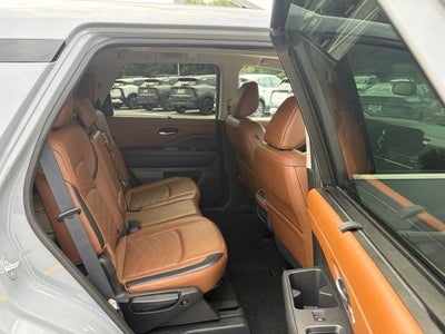 2022 Nissan Pathfinder Platinum