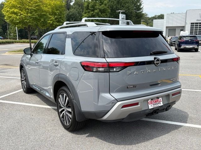 2022 Nissan Pathfinder Platinum