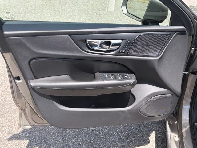 2019 Volvo S60 T6 Momentum