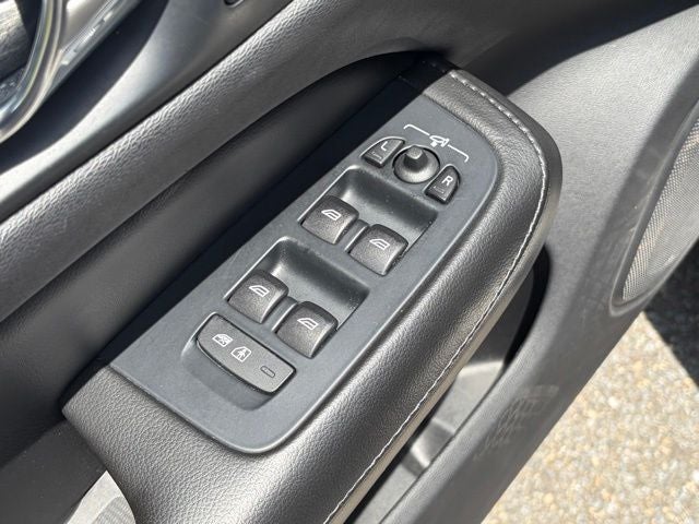 2019 Volvo S60 T6 Momentum