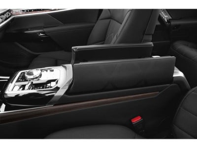 2025 BMW 760i xDrive