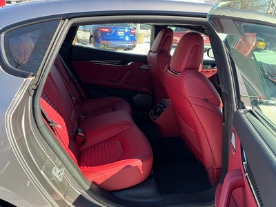 2022 Maserati Quattroporte Trofeo