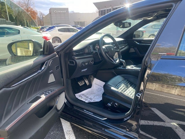 2022 Maserati Quattroporte Trofeo