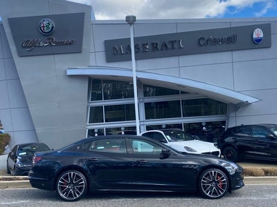 2022 Maserati Quattroporte Trofeo