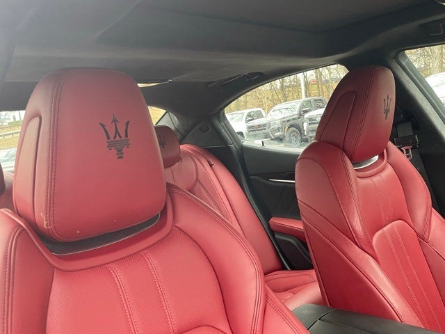 2023 Maserati Ghibli Modena Q4