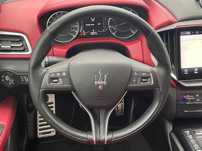 2023 Maserati Ghibli Modena Q4