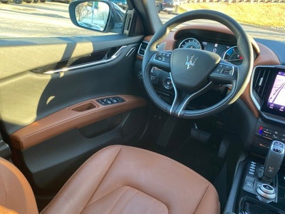2022 Maserati Ghibli Modena Q4