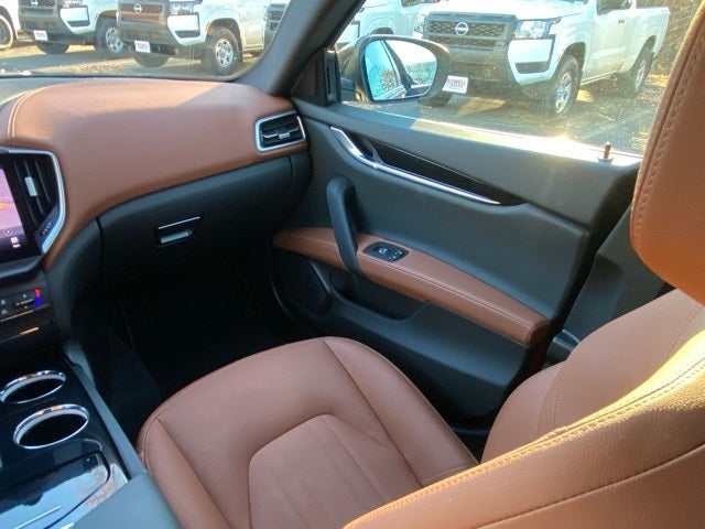 2022 Maserati Ghibli Modena Q4