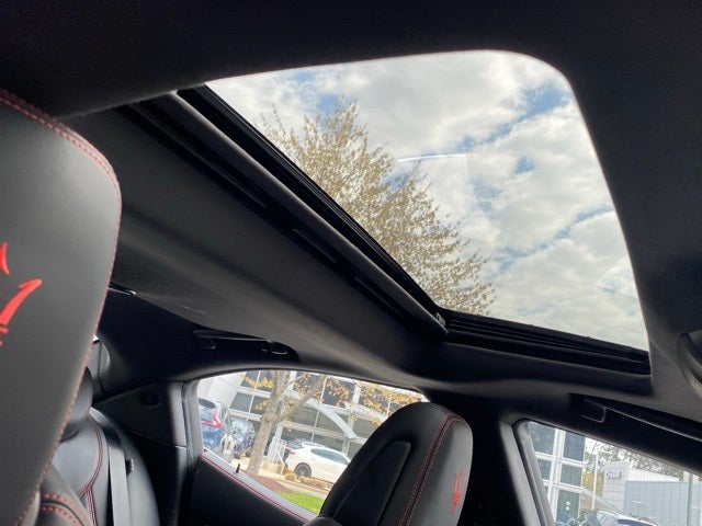 2024 Maserati Ghibli Modena