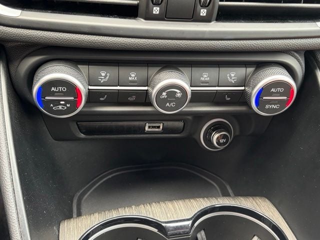 2023 Alfa Romeo Giulia Ti AWD