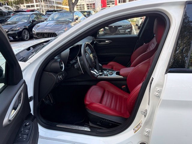 2024 Alfa Romeo Giulia Veloce