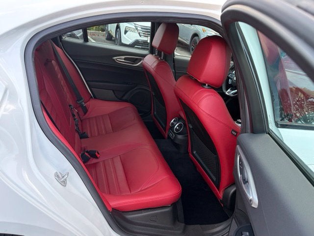 2024 Alfa Romeo Giulia Veloce