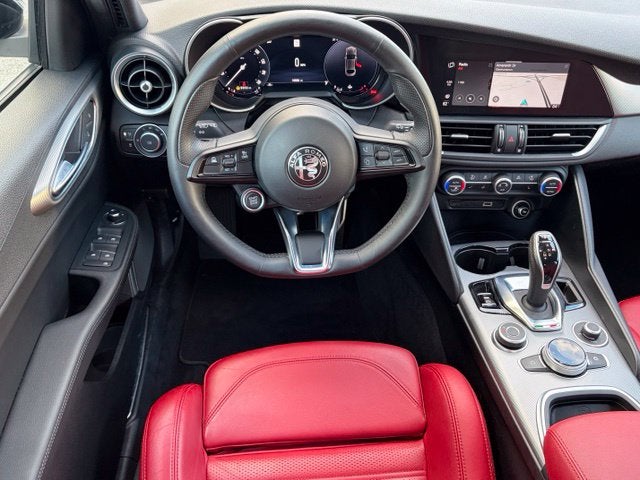 2024 Alfa Romeo Giulia Veloce