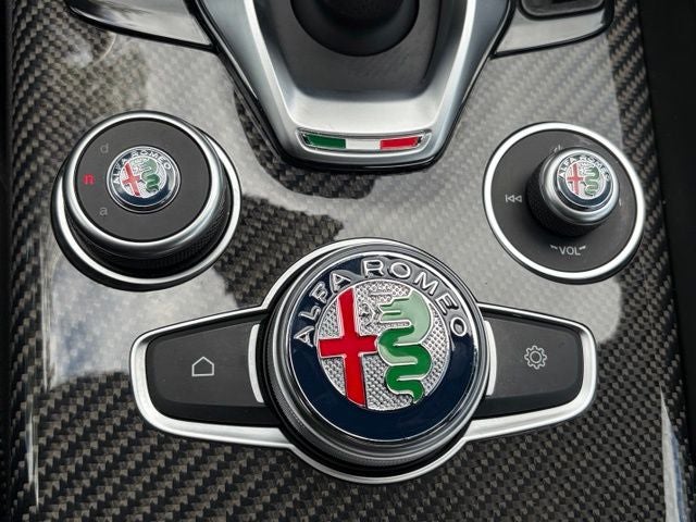 2023 Alfa Romeo Giulia Estrema AWD