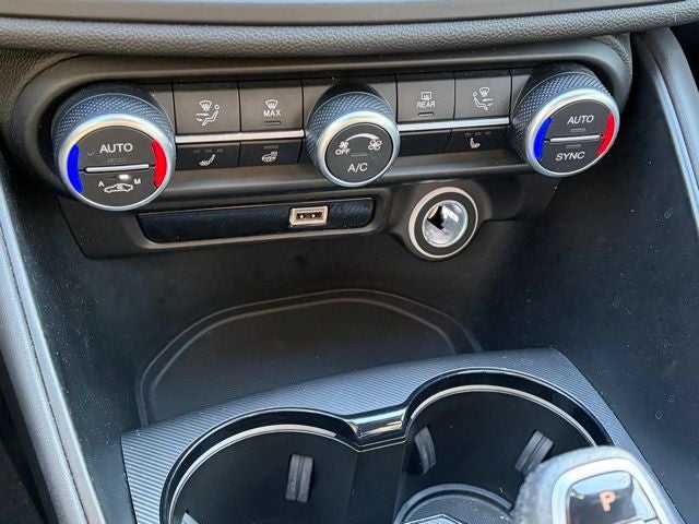 2022 Alfa Romeo Giulia Veloce AWD