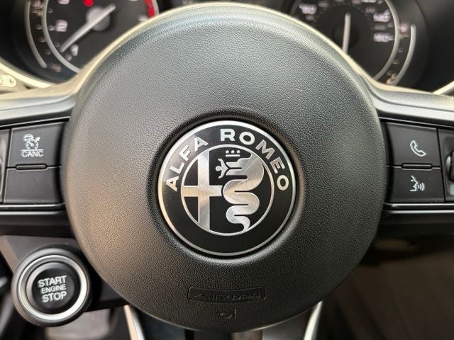 2023 Alfa Romeo Giulia Veloce AWD