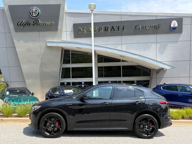 2023 Alfa Romeo Stelvio Veloce AWD