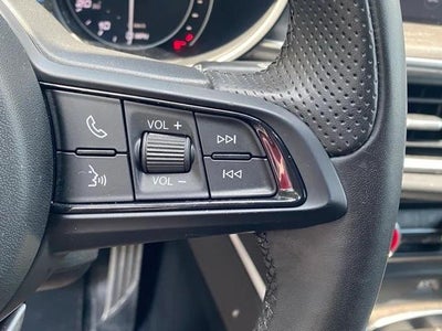2022 Alfa Romeo Stelvio Ti AWD