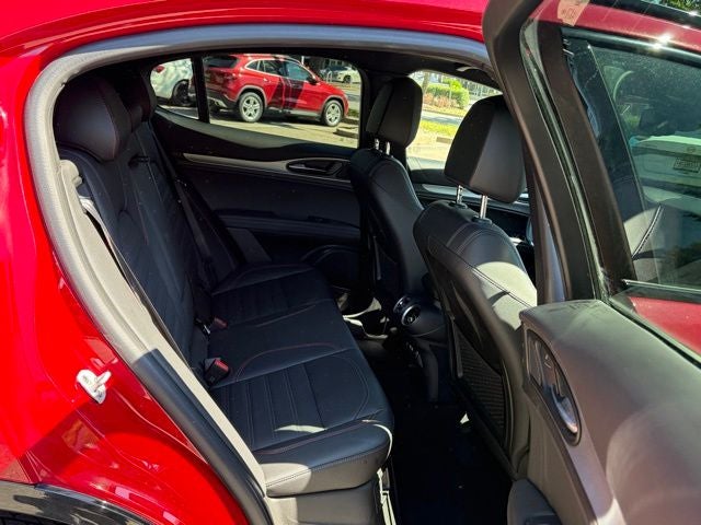 2024 Alfa Romeo Stelvio Competizione AWD