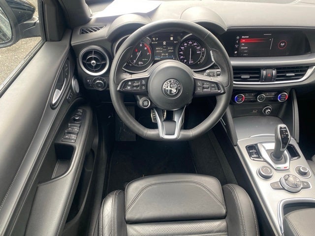 2023 Alfa Romeo Stelvio Veloce AWD