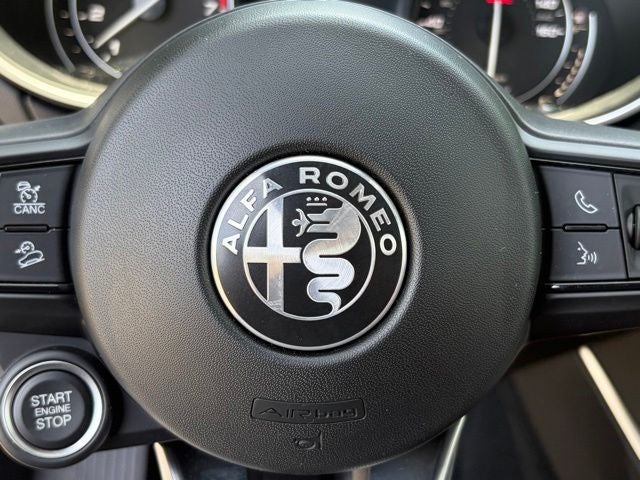 2023 Alfa Romeo Stelvio Veloce AWD