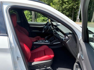 2023 Alfa Romeo Stelvio Veloce AWD