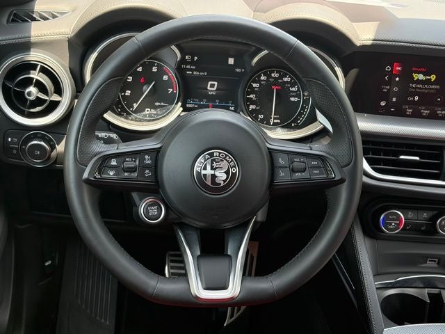 2023 Alfa Romeo Stelvio Veloce AWD