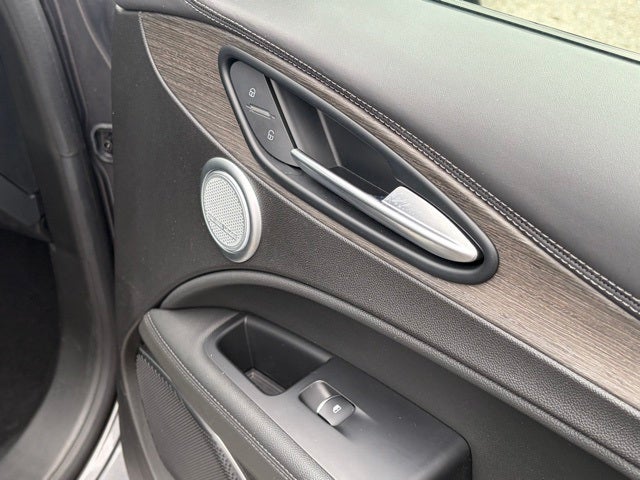 2023 Alfa Romeo Stelvio Ti AWD