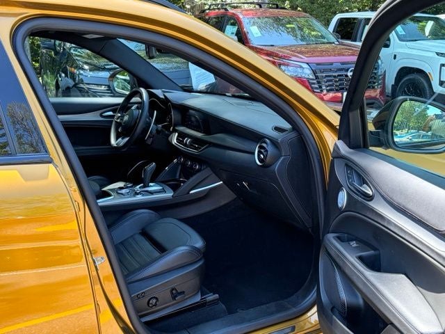 2023 Alfa Romeo Stelvio Veloce AWD