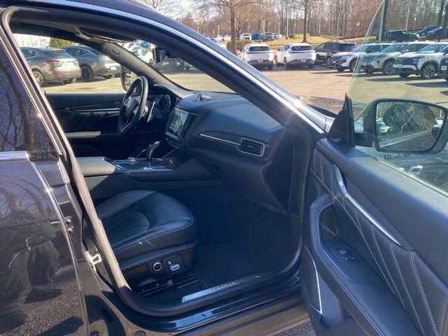 2023 Maserati Levante Modena