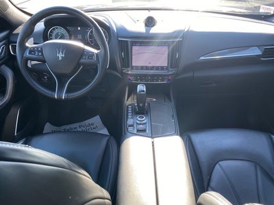 2023 Maserati Levante Modena