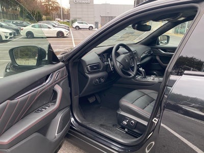 2024 Maserati Levante Modena