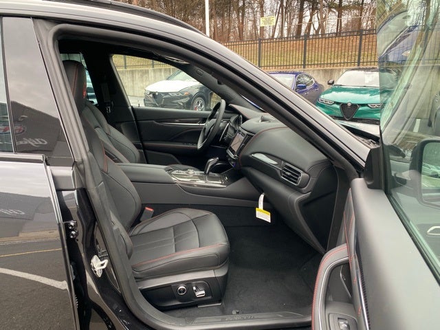 2024 Maserati Levante Modena