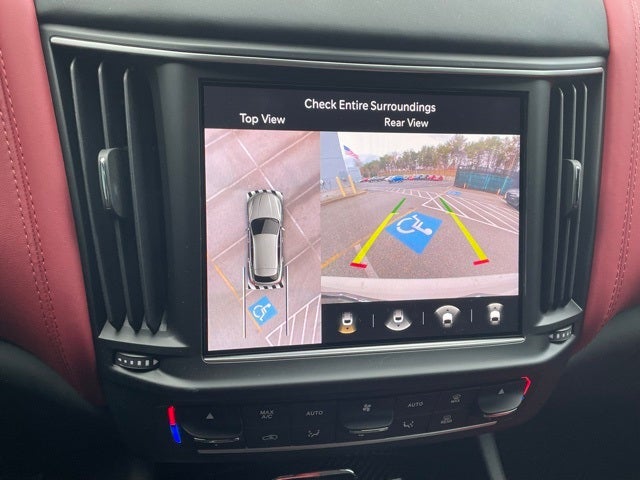 2022 Maserati Levante Trofeo