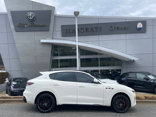 2022 Maserati Levante Trofeo