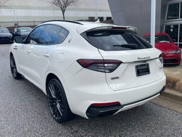 2022 Maserati Levante Trofeo