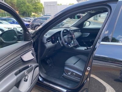 2025 Maserati Grecale Base